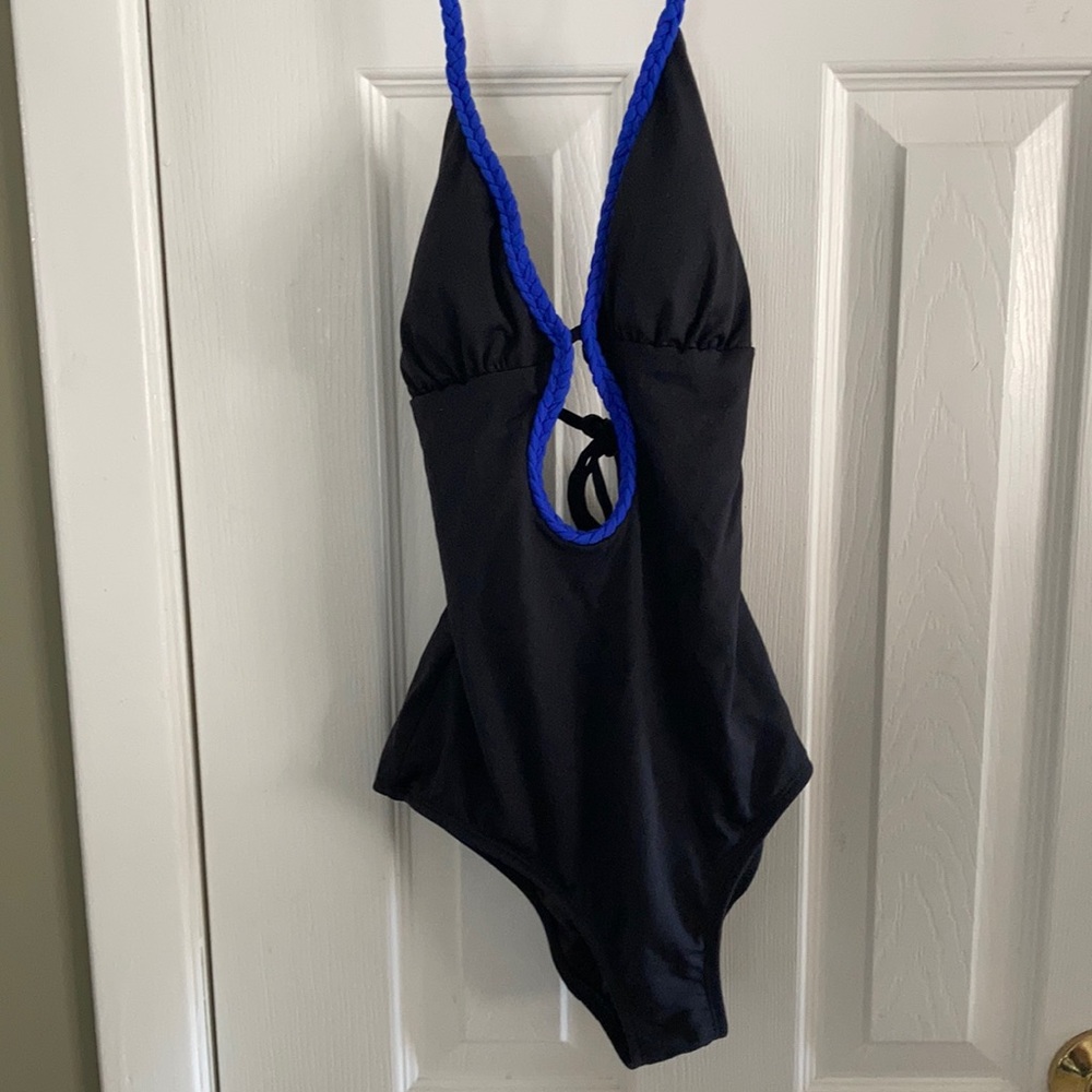 SHOSHANNA BRAIDED KEYHOLE ONE PIECE SWIMSUIT NWT 4